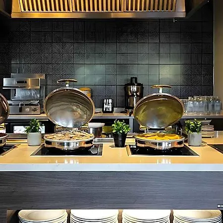Hotel Antwell 4*
